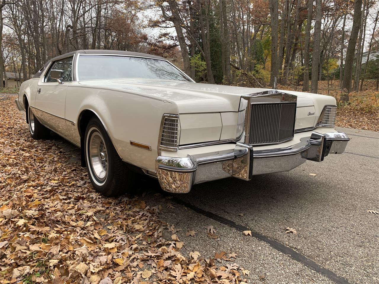 Lincoln-Continental-mark-iv-1974-White-Brownwhite-14