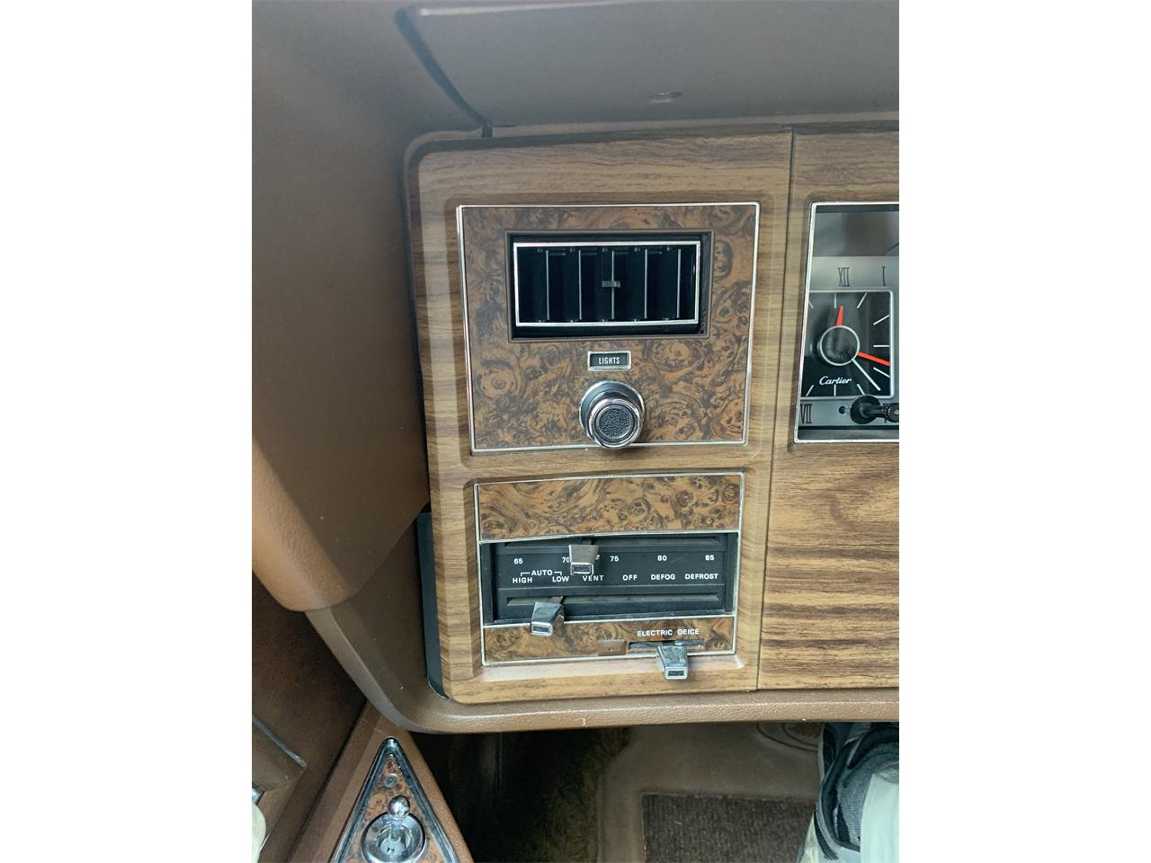 Lincoln-Continental-mark-iv-1974-White-Brownwhite-22