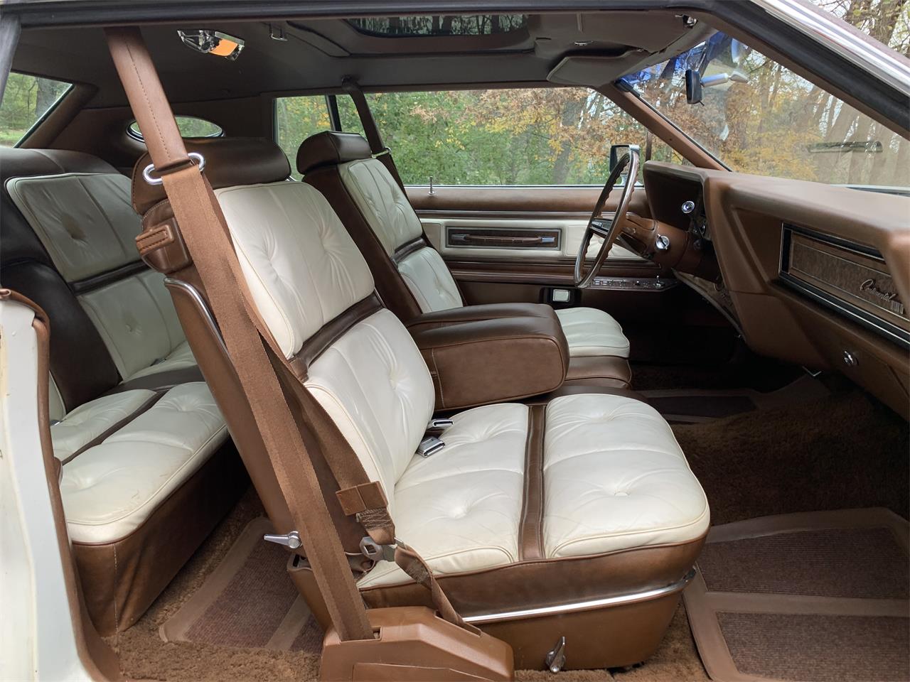 Lincoln-Continental-mark-iv-1974-White-Brownwhite-25