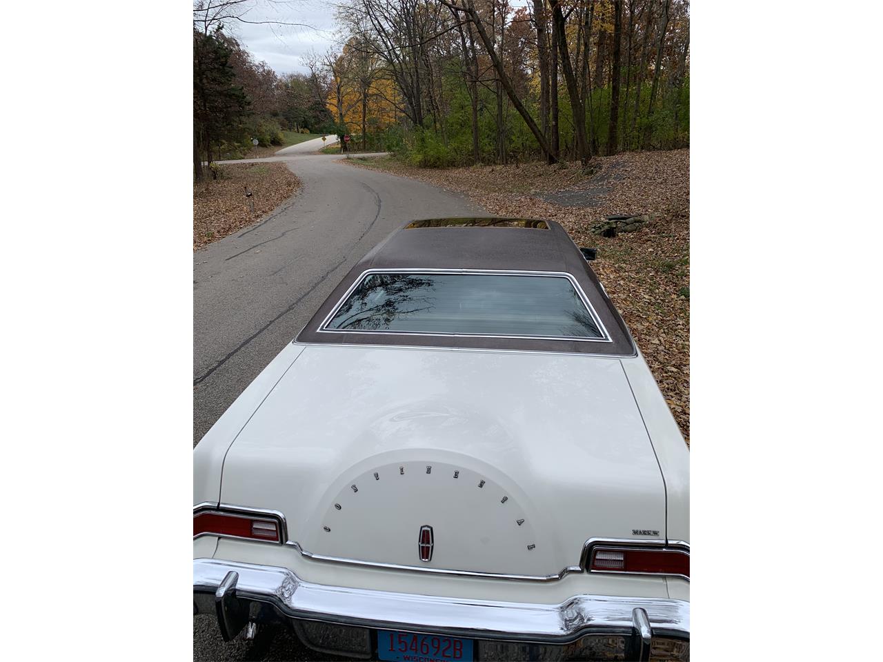 Lincoln-Continental-mark-iv-1974-White-Brownwhite-9