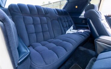 Lincoln-Continental-mark-v-1979-White-Navy-Blue-59