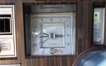 Lincoln-Continental-mark-v-1979-White-Navy-Blue-64