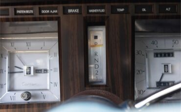 Lincoln-Continental-mark-v-1979-White-Navy-Blue-65