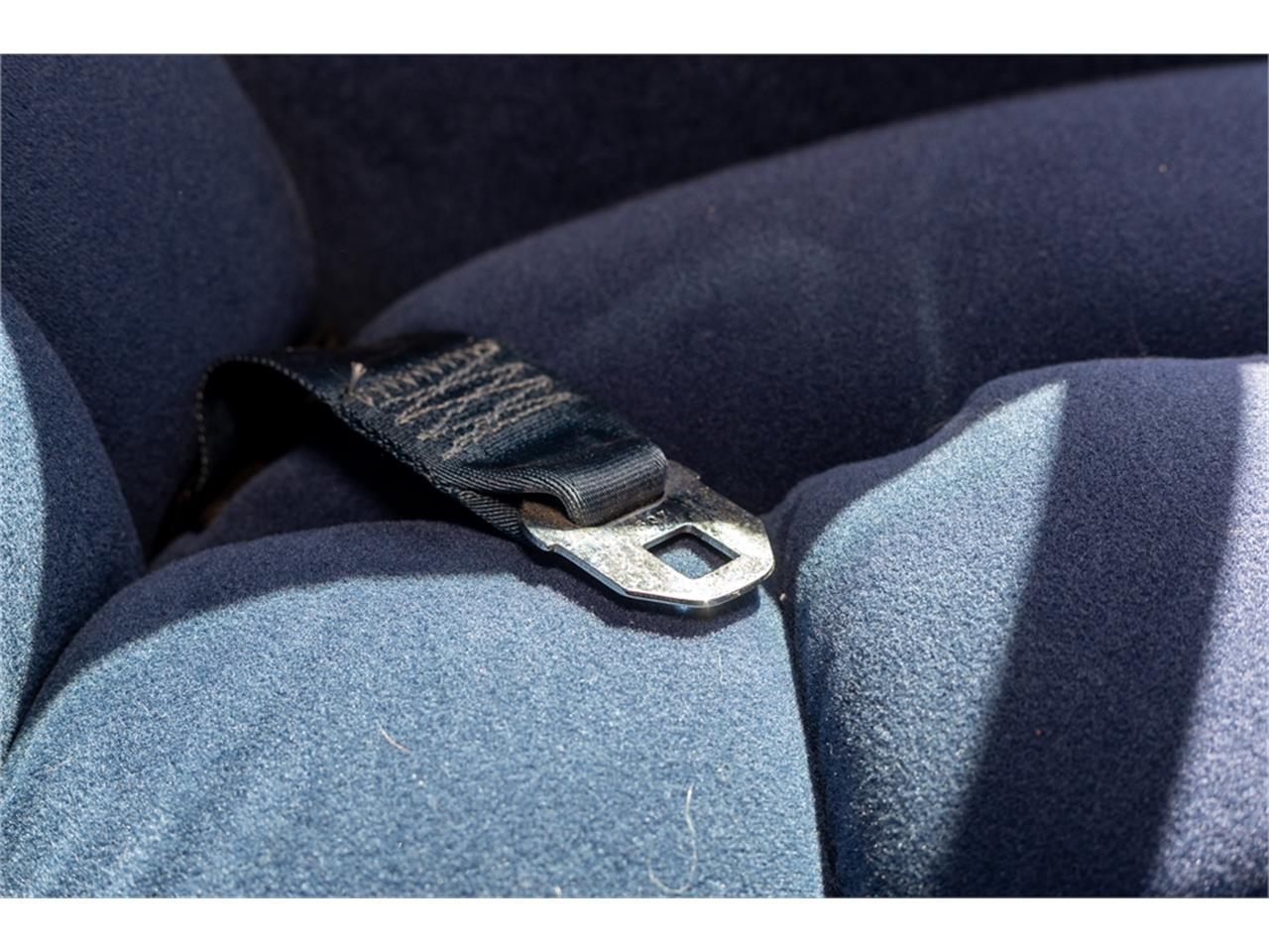 Lincoln-Continental-mark-v-1979-White-Navy-Blue-76