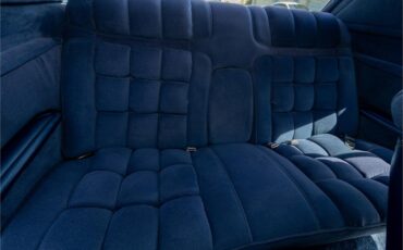 Lincoln-Continental-mark-v-1979-White-Navy-Blue-80