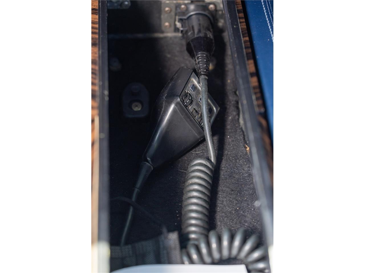 Lincoln-Continental-mark-v-1979-White-Navy-Blue-85