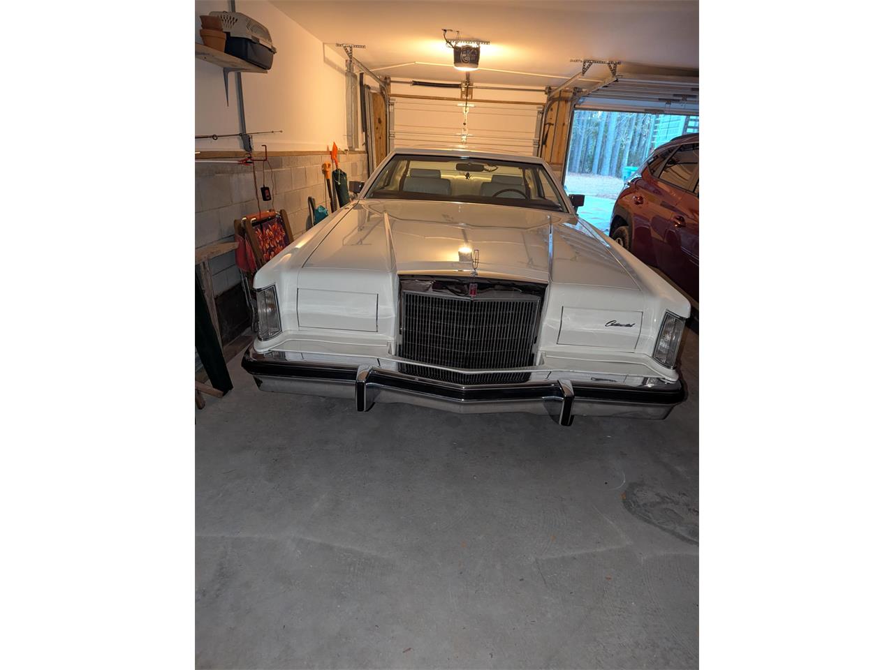 Lincoln-Continental-mark-v-1979-White-White-3