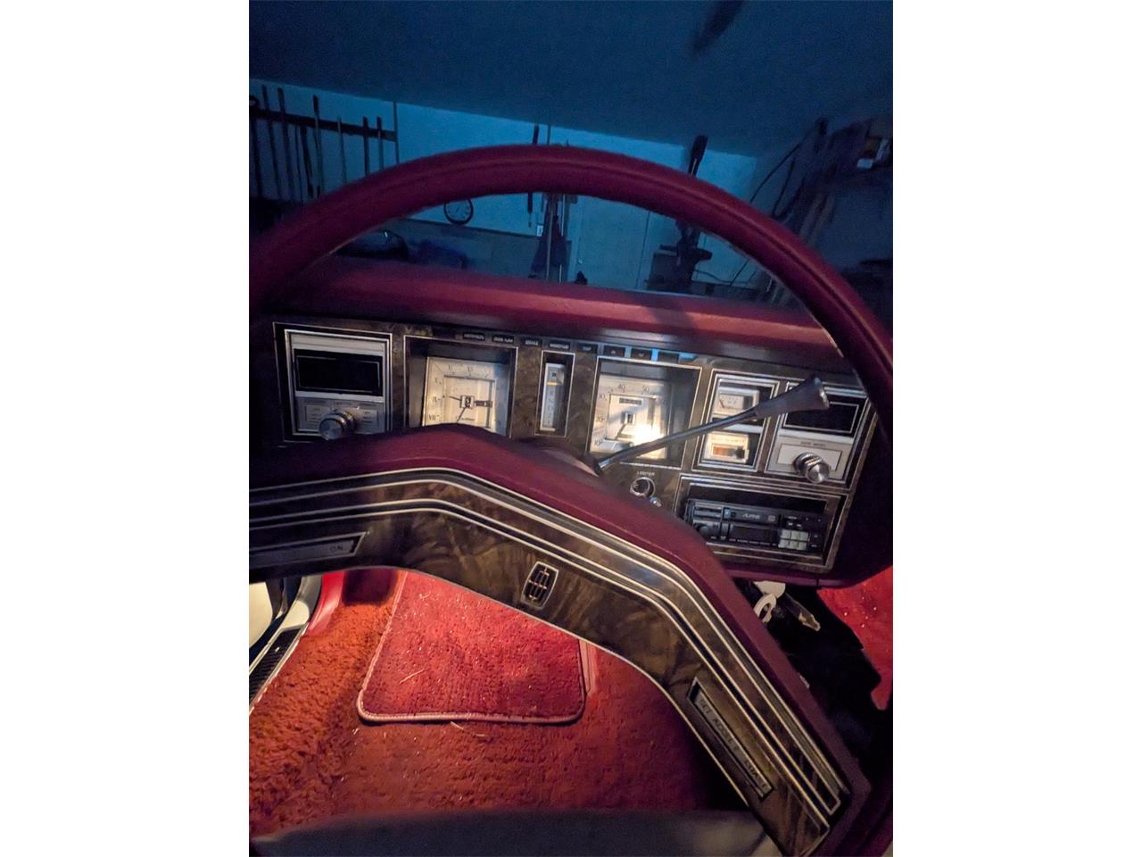 Lincoln-Continental-mark-v-1979-White-White-7