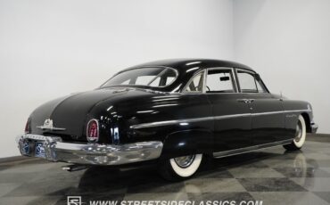 Lincoln-Cosmopolitan-1951-Sedan-11