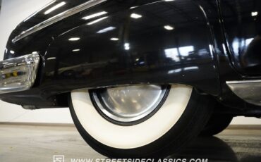 Lincoln-Cosmopolitan-1951-Sedan-19