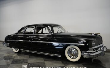 Lincoln-Cosmopolitan-1951-Sedan-21