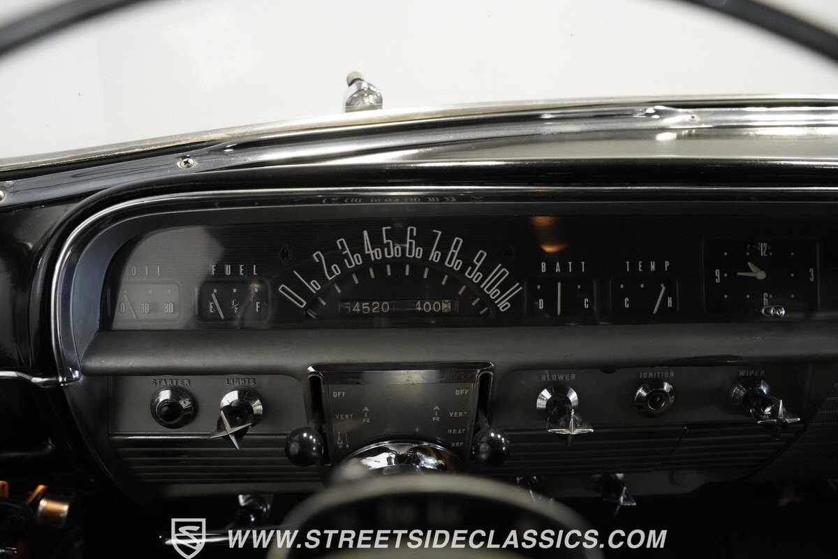 Lincoln-Cosmopolitan-1951-Sedan-36