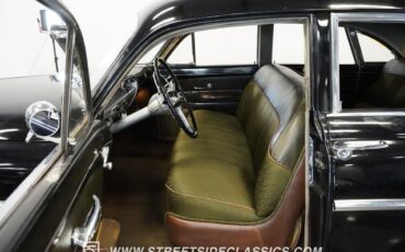 Lincoln-Cosmopolitan-1951-Sedan-4