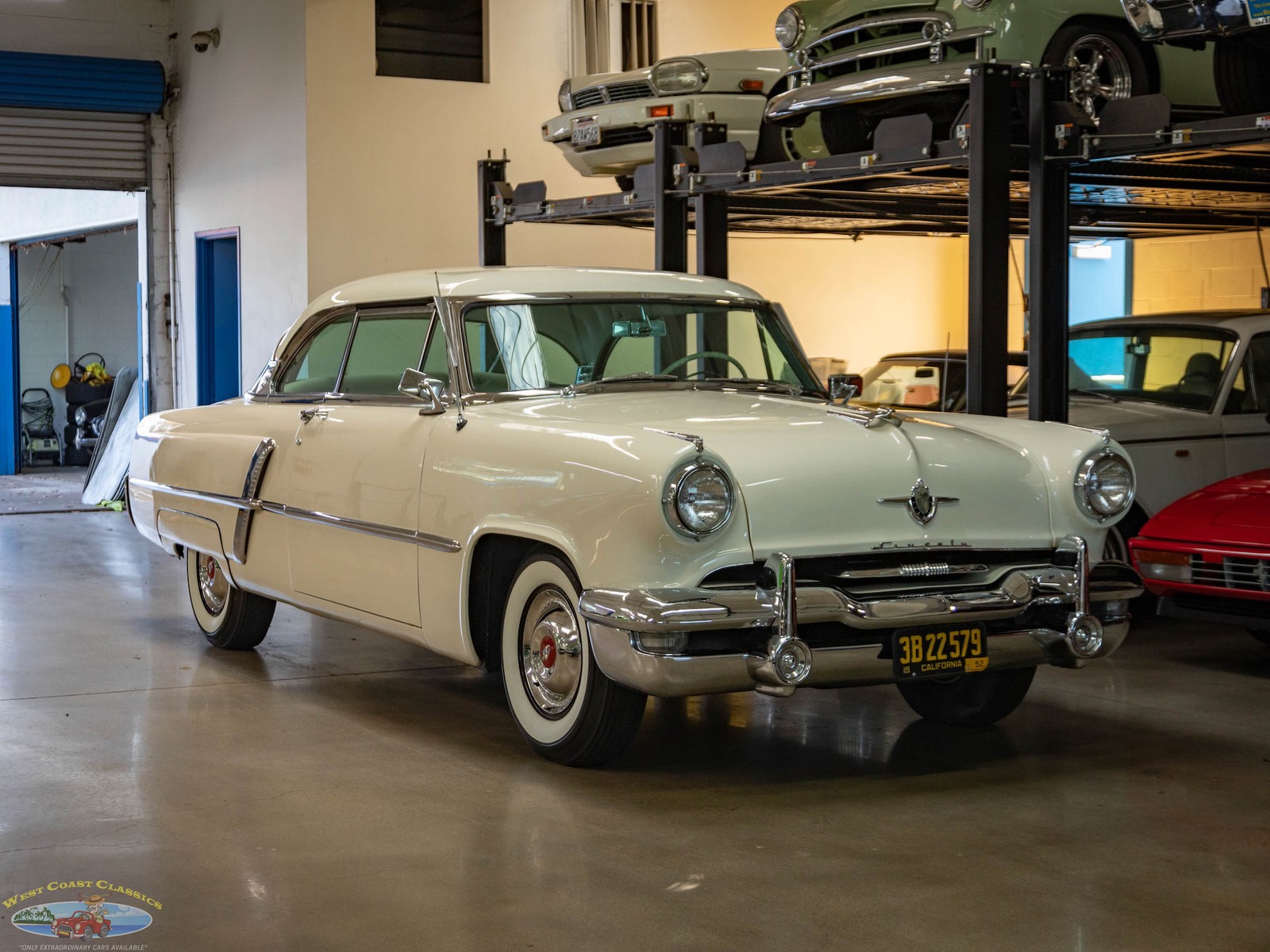 Lincoln-Cosmopolitan-Sport-Coupe-1952-2-Door-Hardtop-10