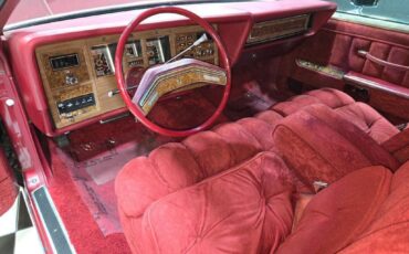 Lincoln-Mark-Series-1976-Coupe-10