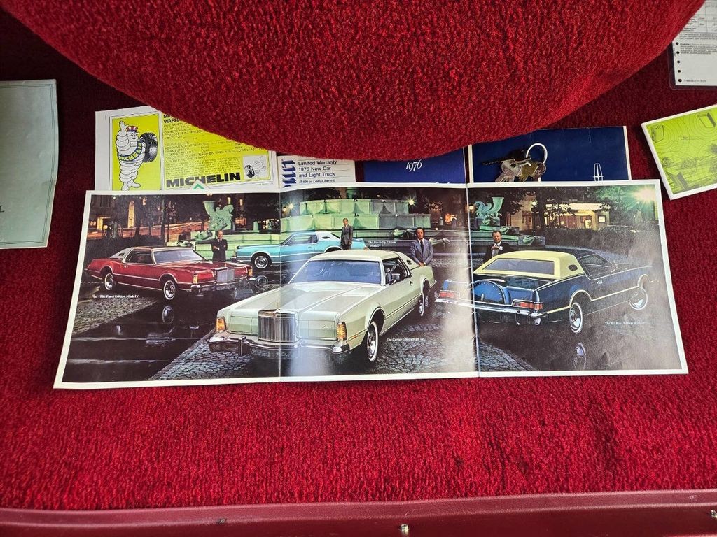 Lincoln-Mark-Series-1976-Coupe-4