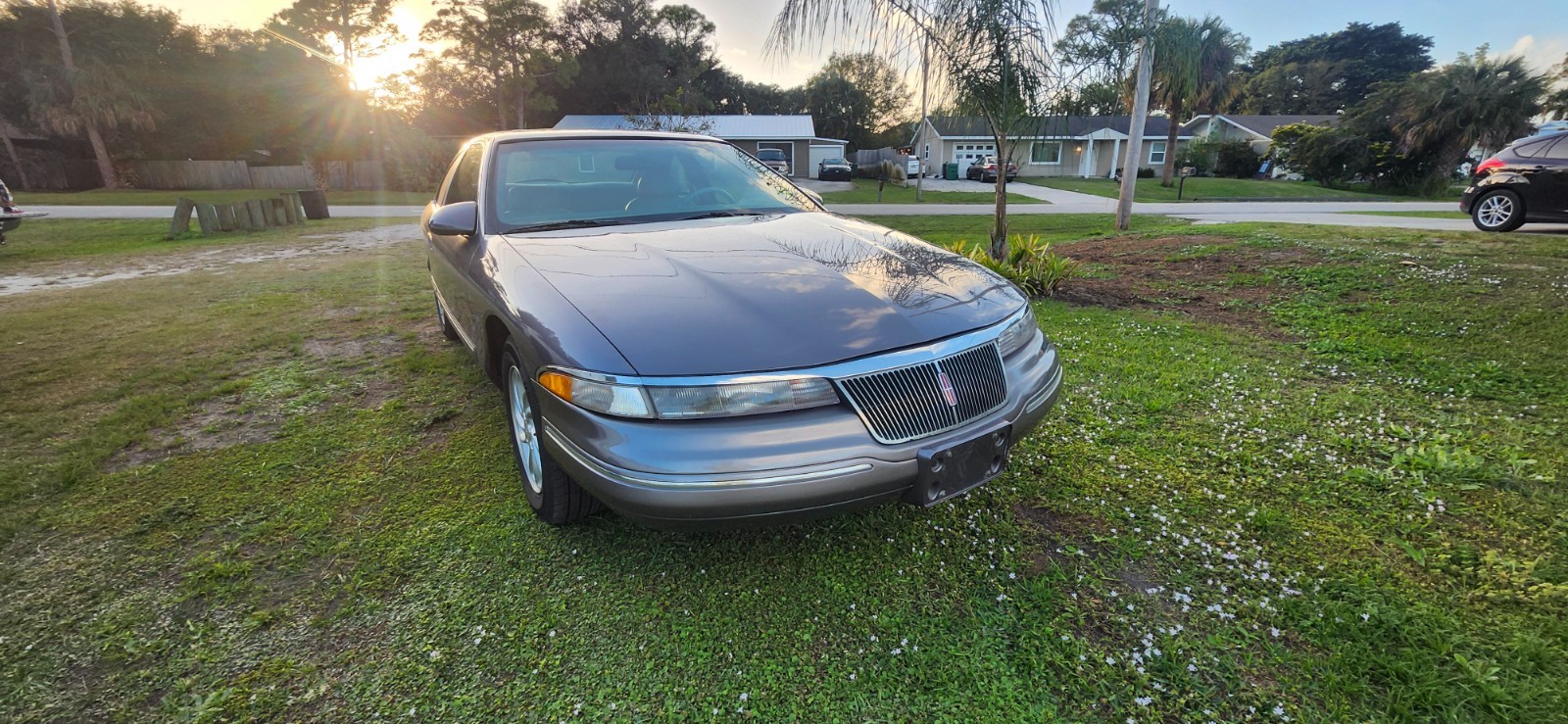 Lincoln-Mark-Series-1995-Coupe