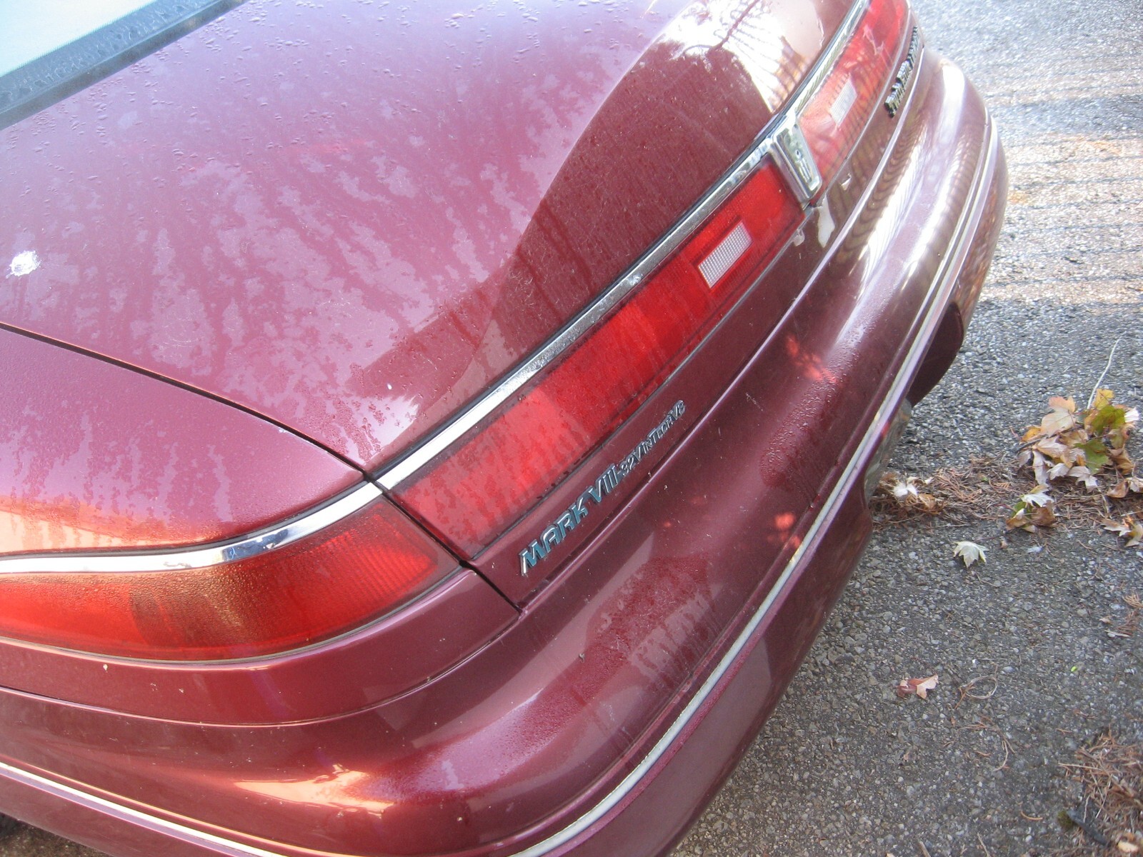 Lincoln-Mark-Series-1996-Coupe-2