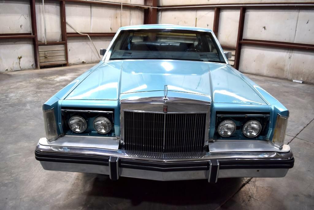 Lincoln-Mark-VI-1982-Sedan-1