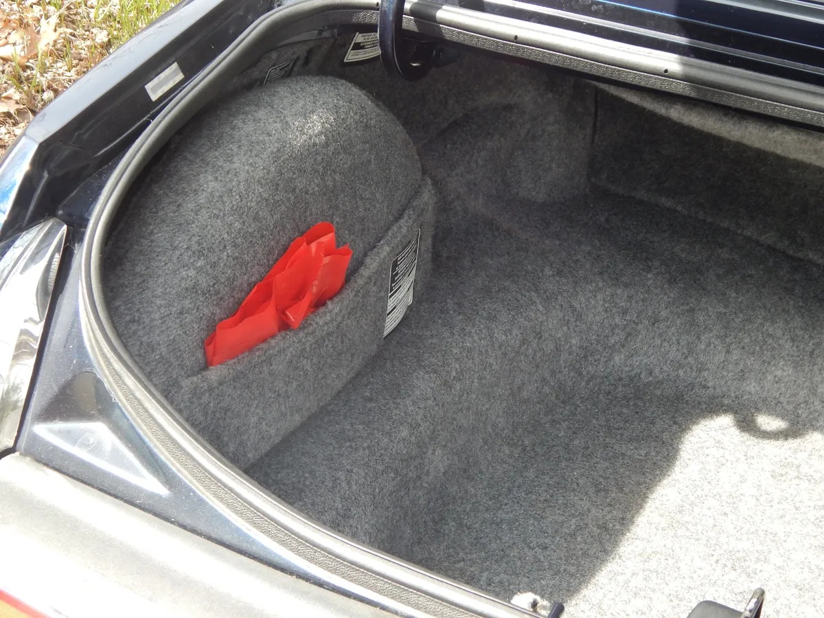 Lincoln-Mk-7-1992-Twilight-Blue-Light-Gray-4