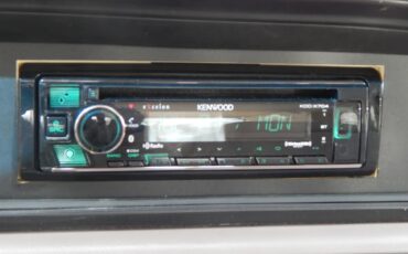 Lincoln-Mk-7-1992-Twilight-Blue-Light-Gray-9