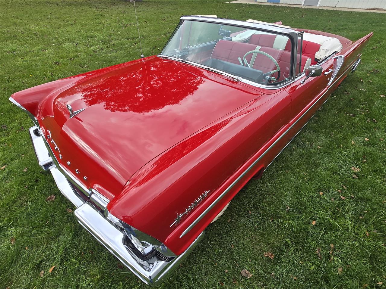 Lincoln-Premiere-1957-Red-Red-white-11