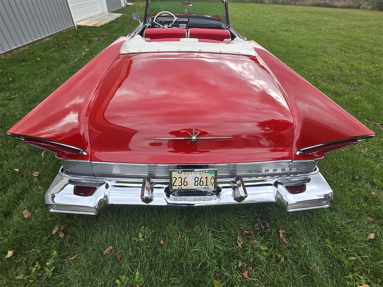 Lincoln-Premiere-1957-Red-Red-white-17