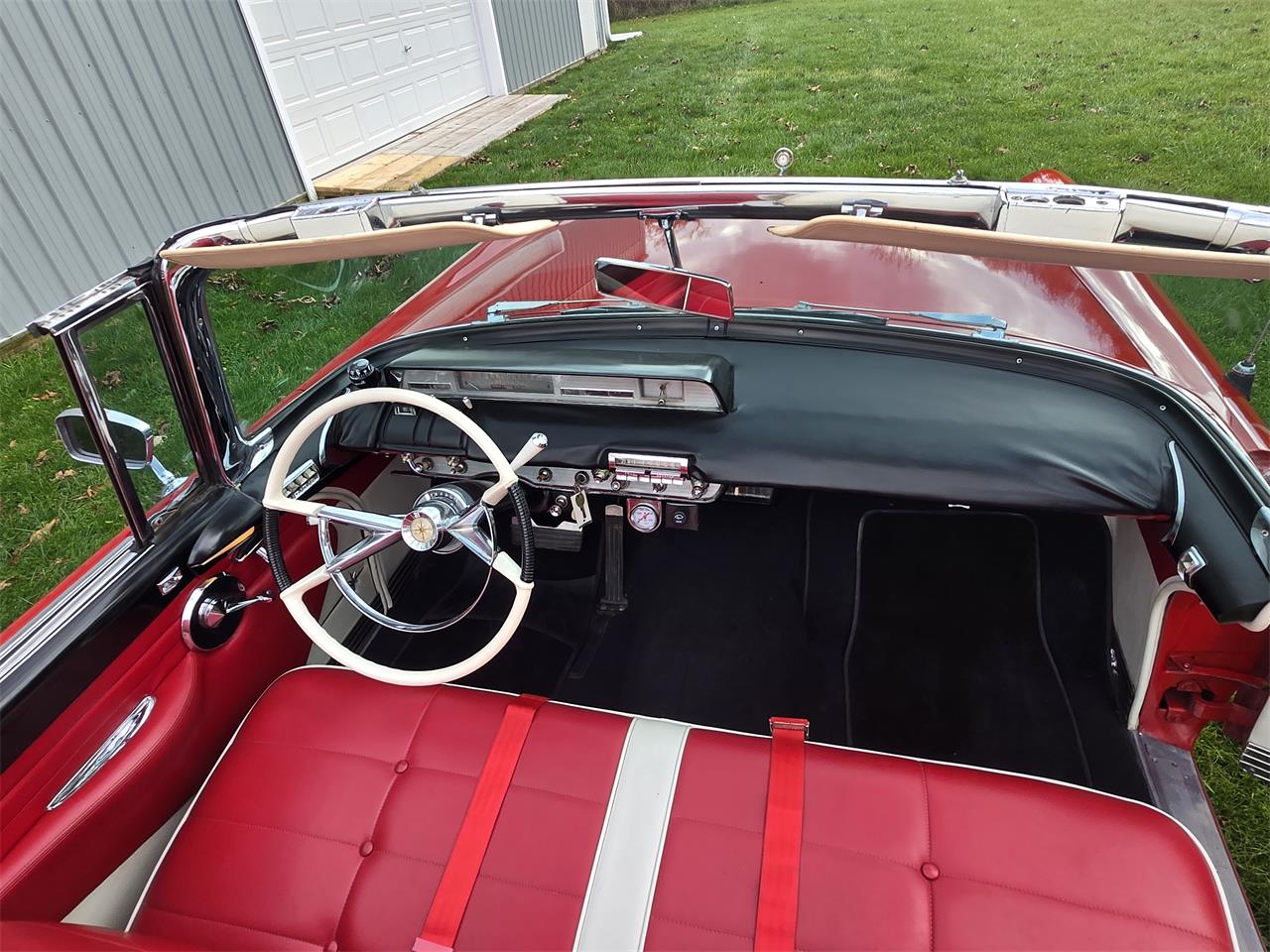 Lincoln-Premiere-1957-Red-Red-white-2