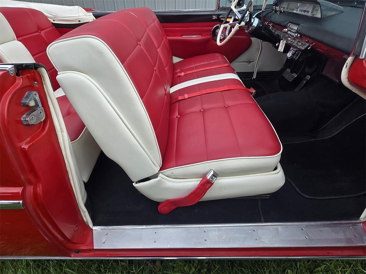 Lincoln-Premiere-1957-Red-Red-white-32