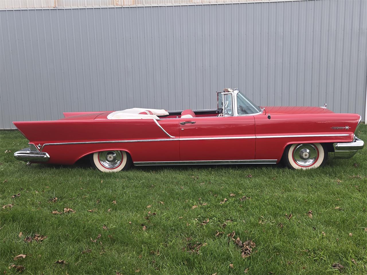 Lincoln-Premiere-1957-Red-Red-white-45