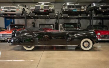 Lincoln-Zephyr-Continental-V12-1940-Convertible-2