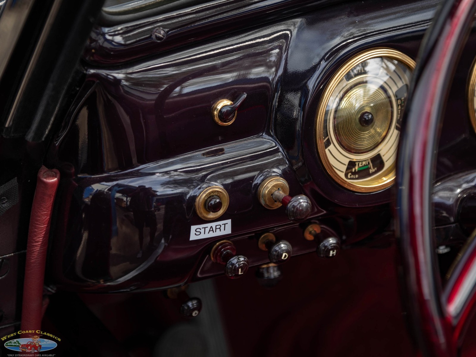 Lincoln-Zephyr-Continental-V12-1940-Convertible-35