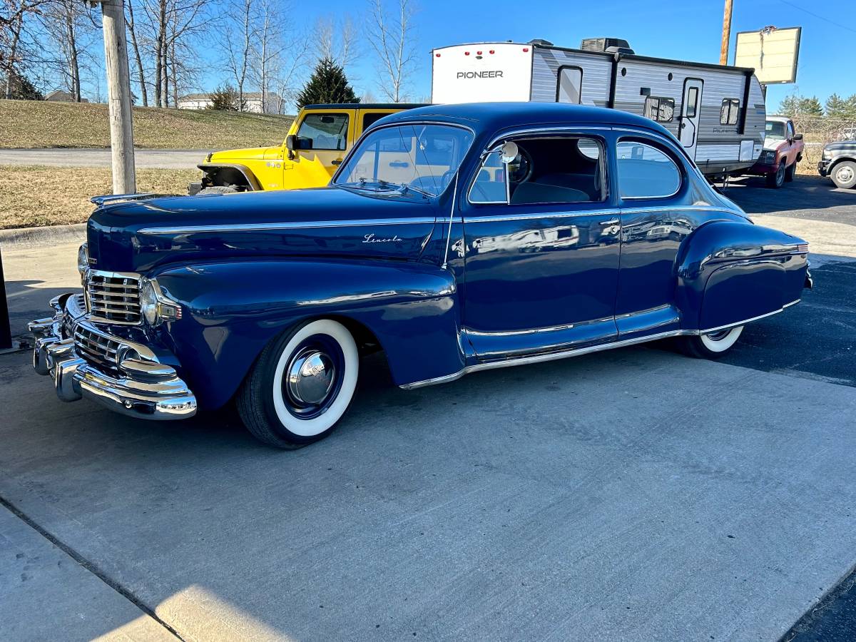 Lincoln-club-coupe-1947-1