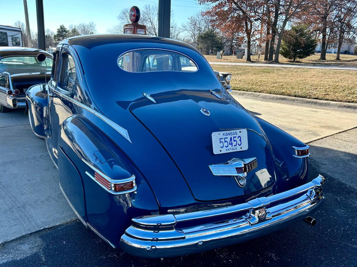 Lincoln-club-coupe-1947-7