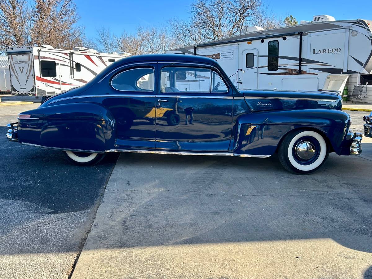 Lincoln-club-coupe-1947-9