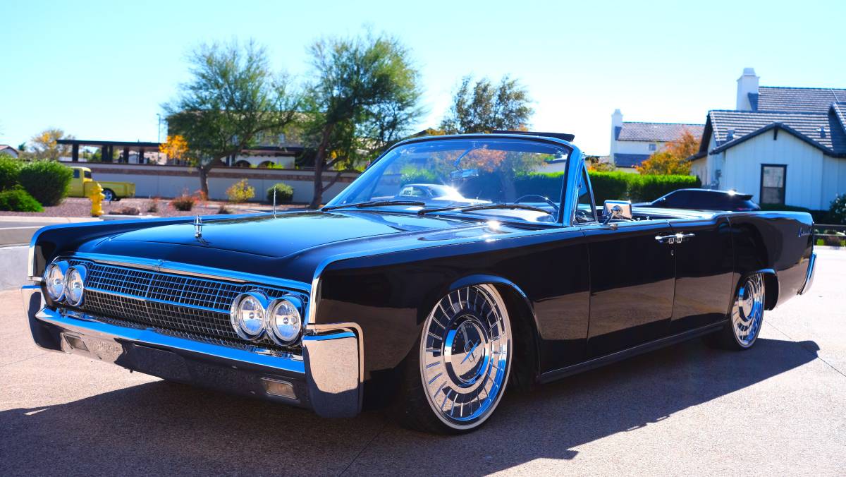 Lincoln-continental-1963-black-1