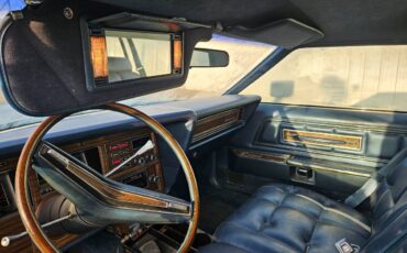 Lincoln-continental-1974-blue-11