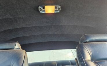 Lincoln-continental-1974-blue-13