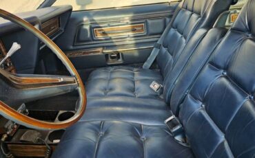 Lincoln-continental-1974-blue-14