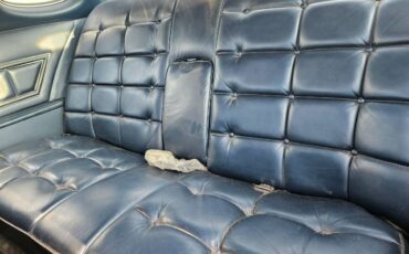 Lincoln-continental-1974-blue-15