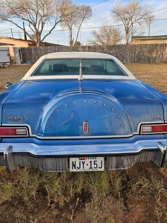 Lincoln-continental-1974-blue-2