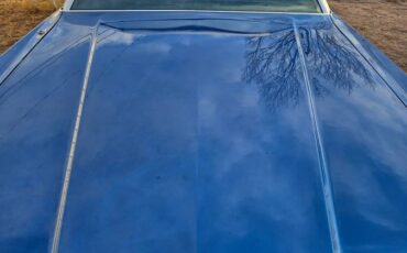 Lincoln-continental-1974-blue