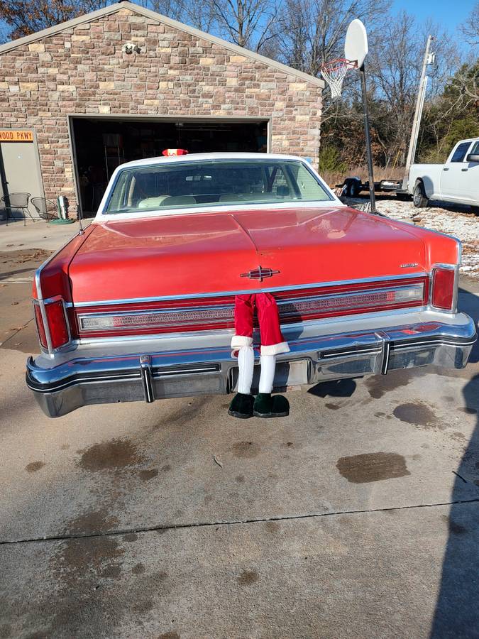 Lincoln-continental-1975-red-9