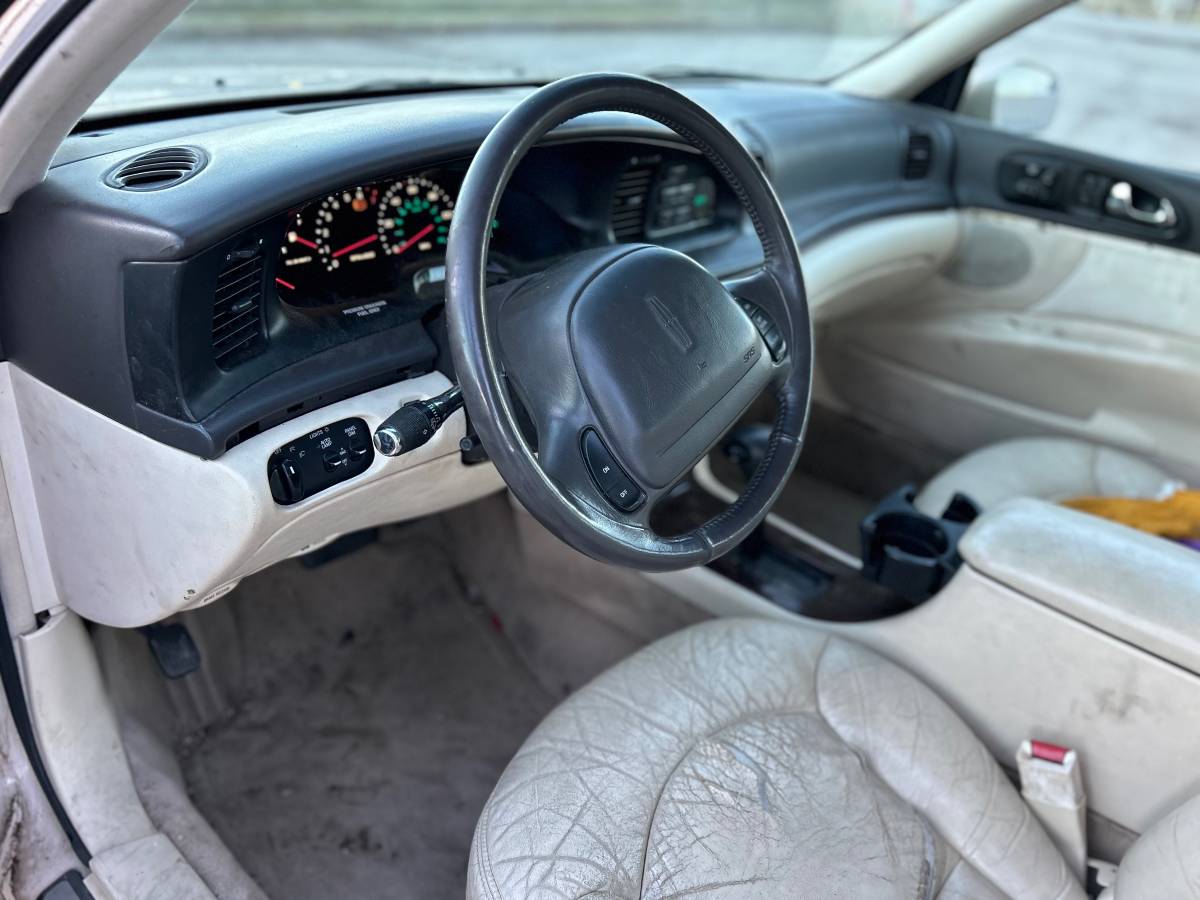 Lincoln-continental-1995-white-6