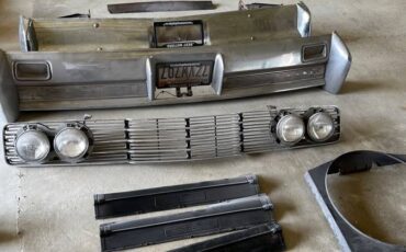 Lincoln-continental-convertible-1965-2