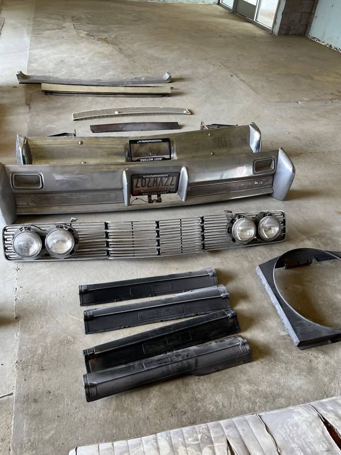 Lincoln-continental-convertible-1965-2