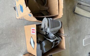 Lincoln-continental-convertible-1965-6