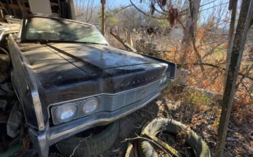 Lincoln-continental-convertible-1967