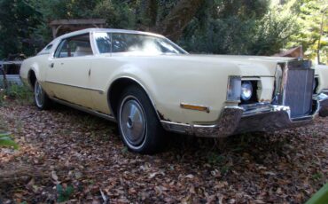 Lincoln-continental-mark-1v-1972-yellow-2