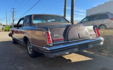 Lincoln-continental-mark-vi-1982-brown-4
